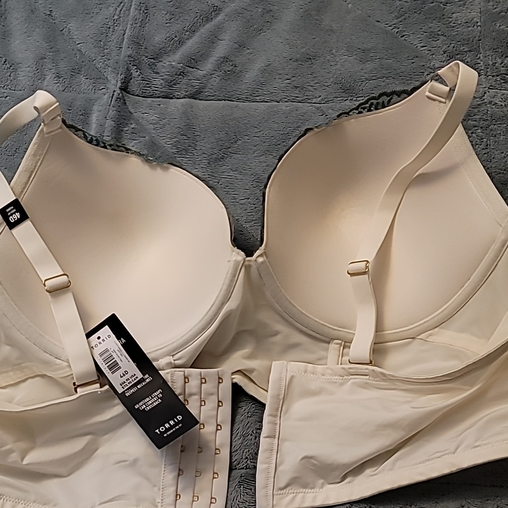 Torrid Bra - Picture 3 of 3
